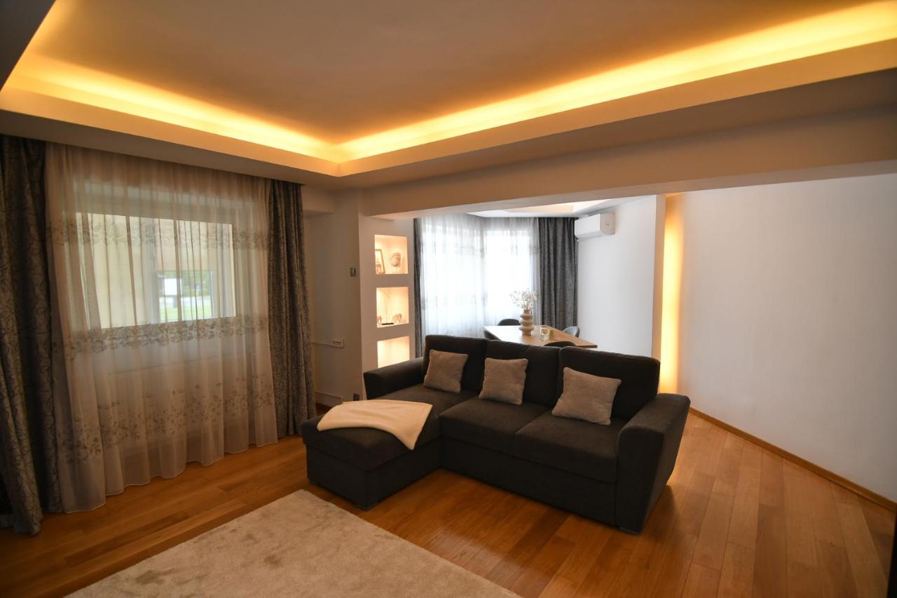 Parliament Square Elite Escapes Apartment Bucharest Exterior photo