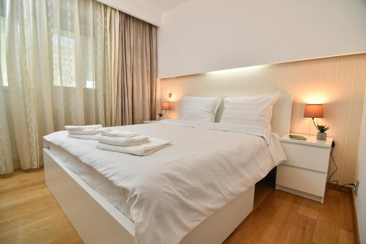 Parliament Square Elite Escapes Apartment Bucharest Exterior photo