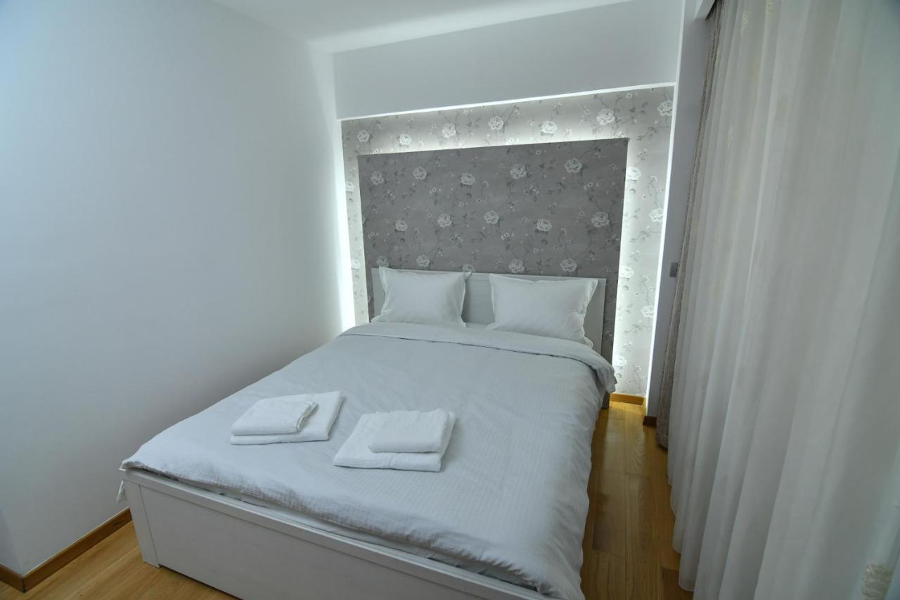 Parliament Square Elite Escapes Apartment Bucharest Exterior photo